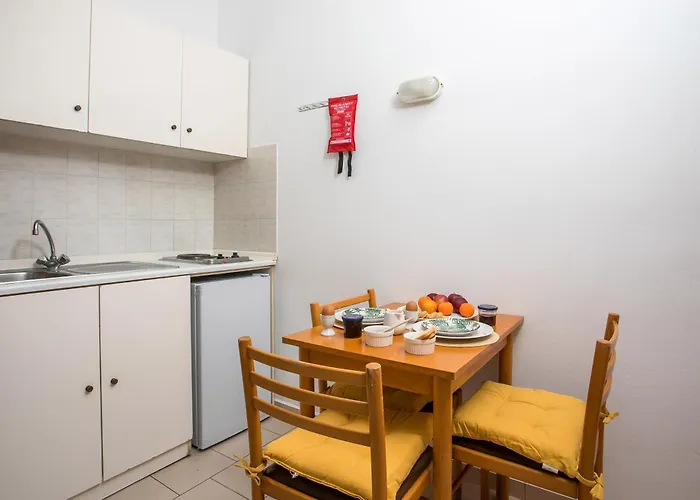 Sun View Apartment Lardos